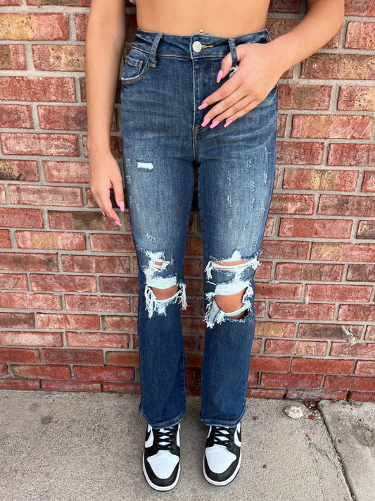 HIGH RISE DISTRESSED STRAIGHT JEAN